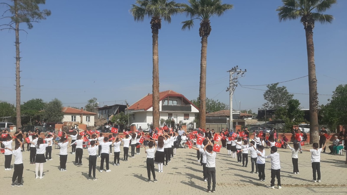23 Nisan Ulusal Egemenlik ve Çocuk Bayramı